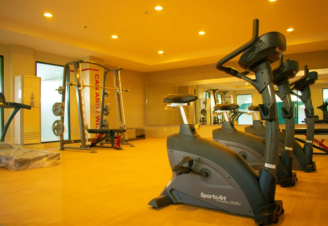 serin-east-amenities-indoor-gym_orig